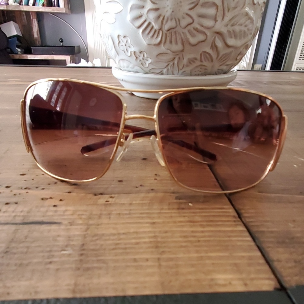 Prada sun glasses